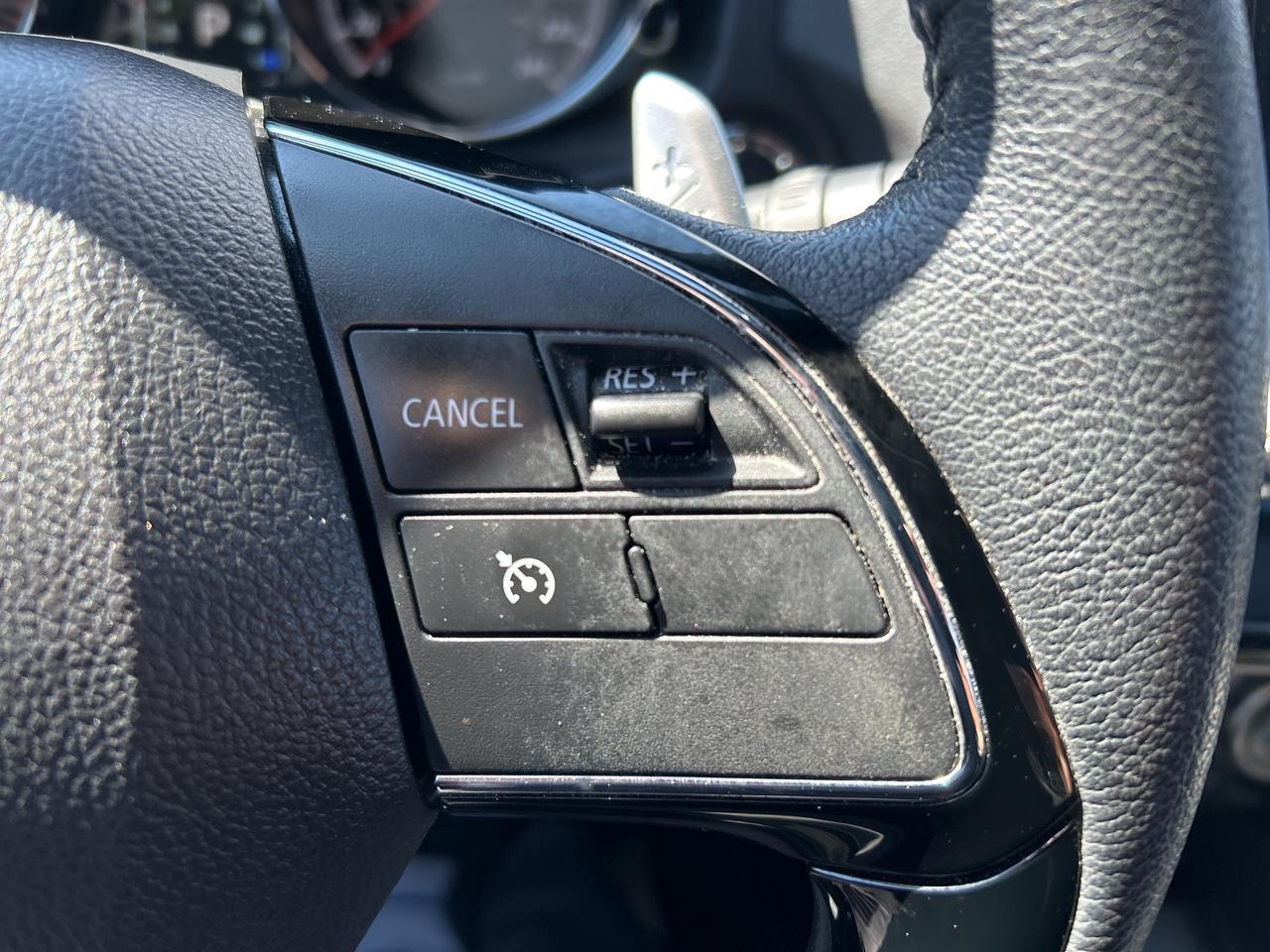 2023 Mitsubishi RVR GT Photo