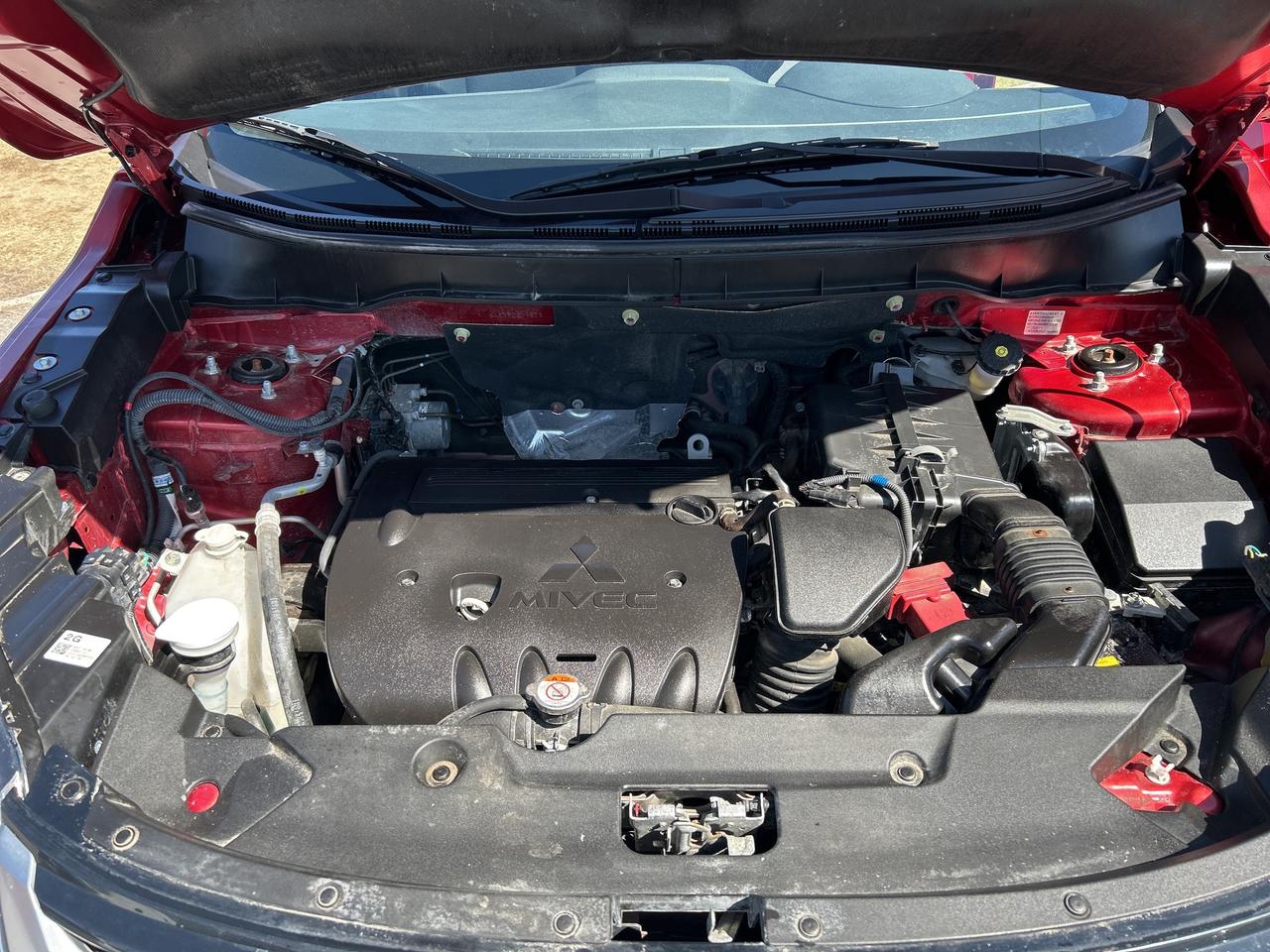 2023 Mitsubishi RVR GT Photo