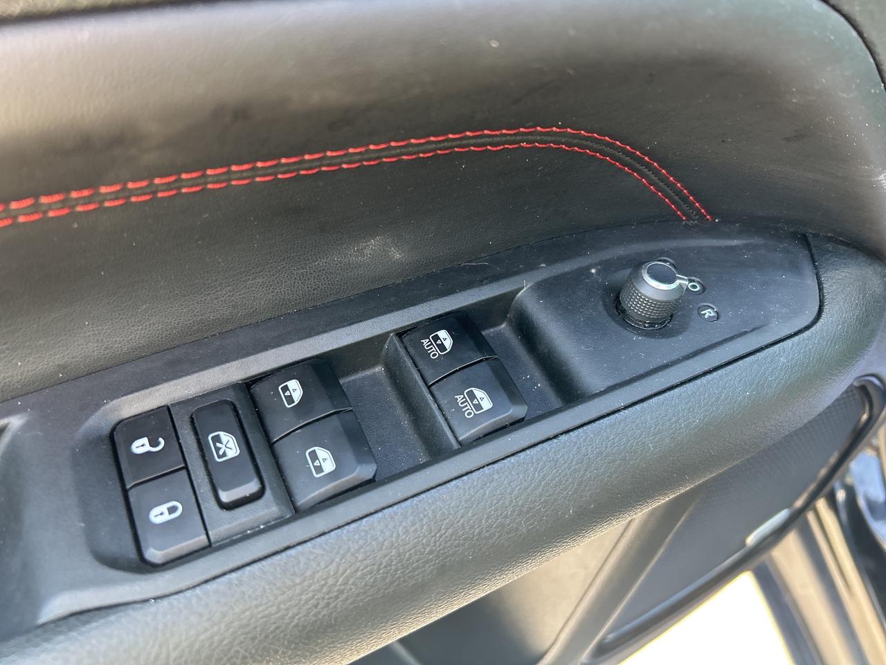 2022 Jeep Compass Trailhawk Photo