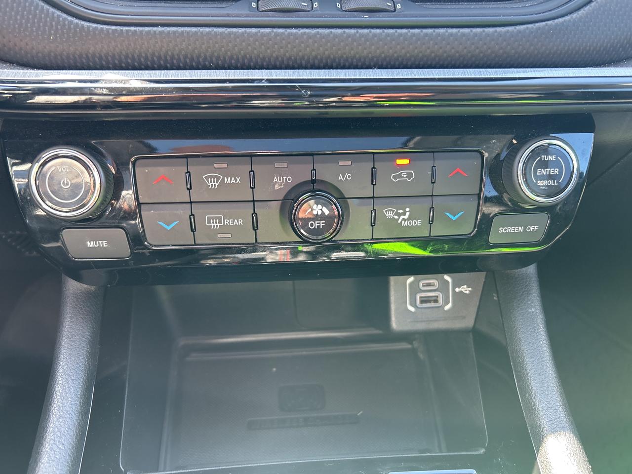 2022 Jeep Compass Trailhawk Photo