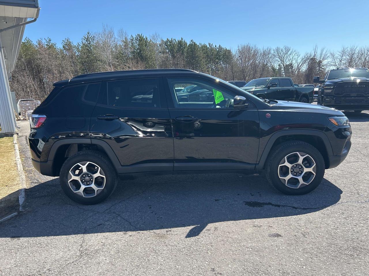 2022 Jeep Compass Trailhawk Photo