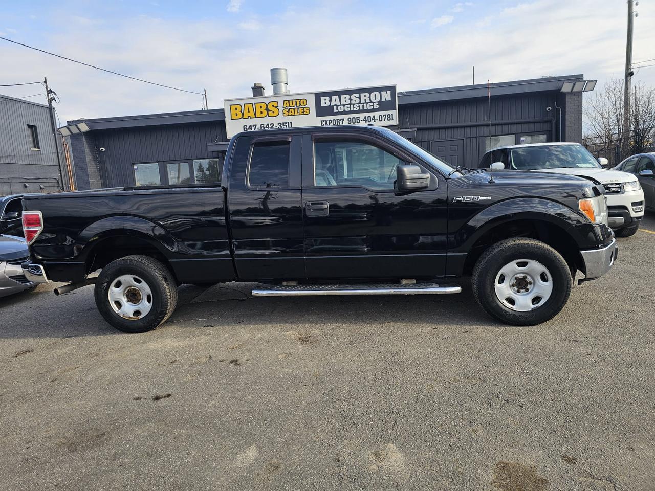 2014 Ford F-150 XLT Photo4