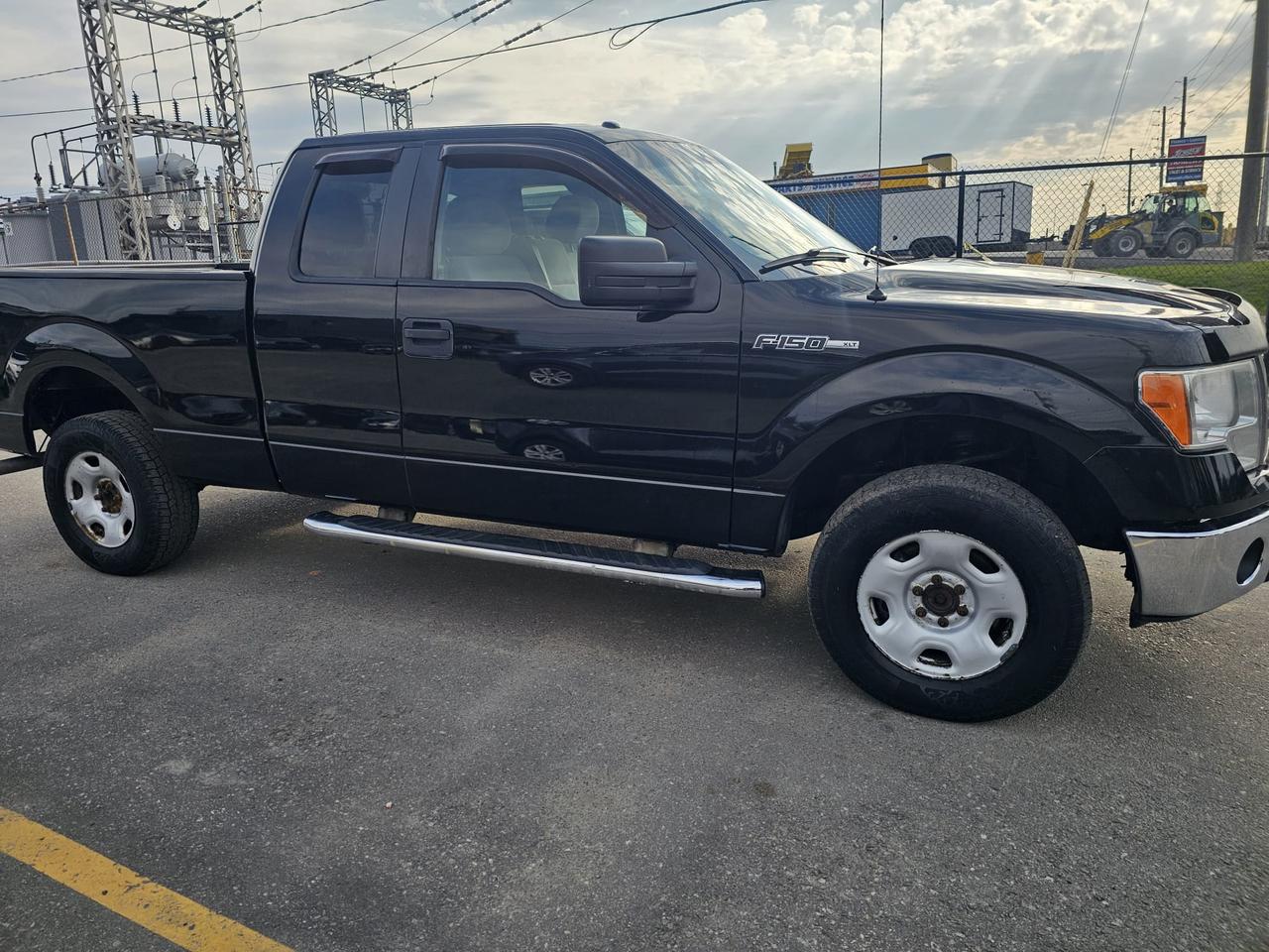2014 Ford F-150 XLT Photo