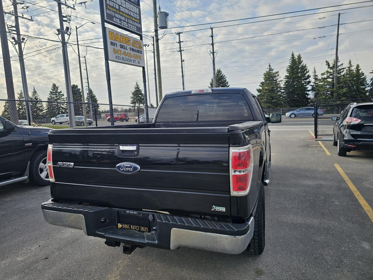 2014 Ford F-150 XLT Photo