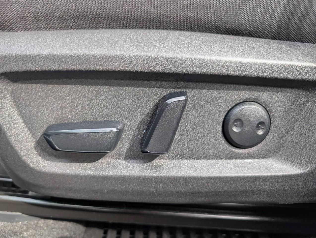 2024 Nissan Rogue SV Moonroof NO ACCIDENTS/ PANORAMIC SUNROOF Photo