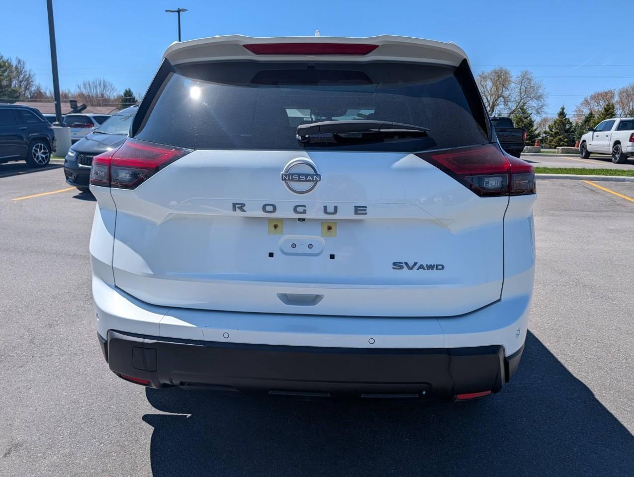 2024 Nissan Rogue SV Moonroof NO ACCIDENTS/ PANORAMIC SUNROOF Photo