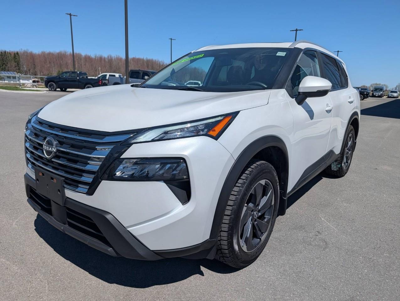 2024 Nissan Rogue SV Moonroof NO ACCIDENTS/ PANORAMIC SUNROOF Photo