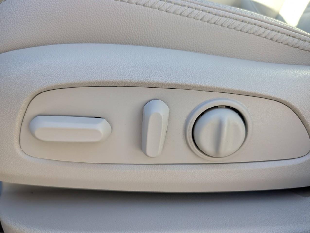 2024 GMC Terrain Denali ONE OWNER/ NO ACCIDENTS Photo