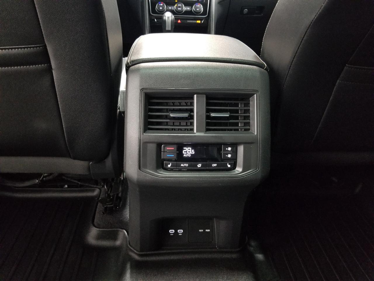 2022 Volkswagen Atlas 3.6 FSI Execline 4dr All-Wheel Drive 4MOTION Photo