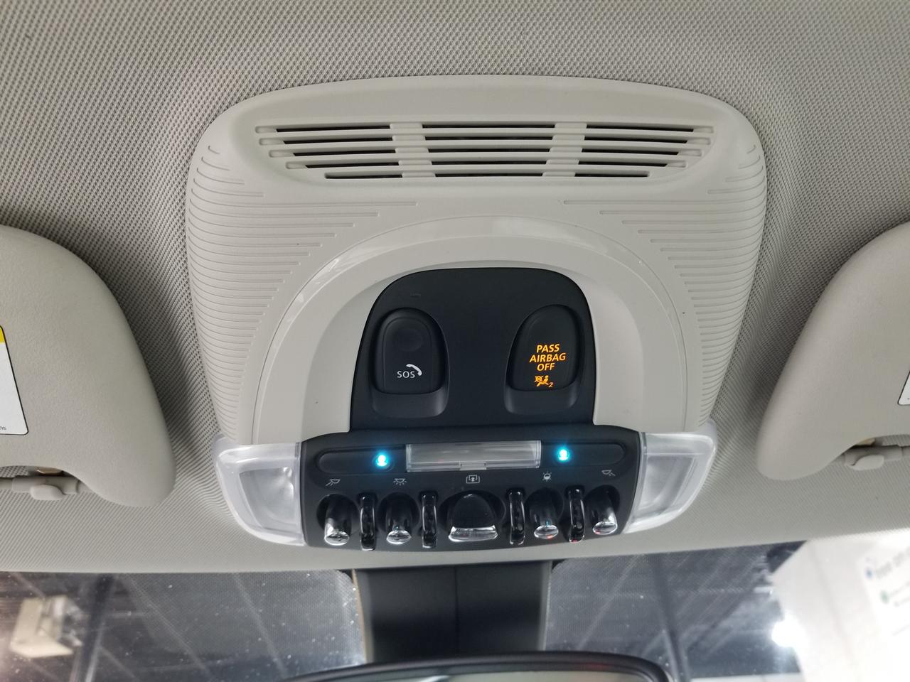 2023 MINI SE 3 Door Cooper Front-Wheel Drive Hatchback Photo
