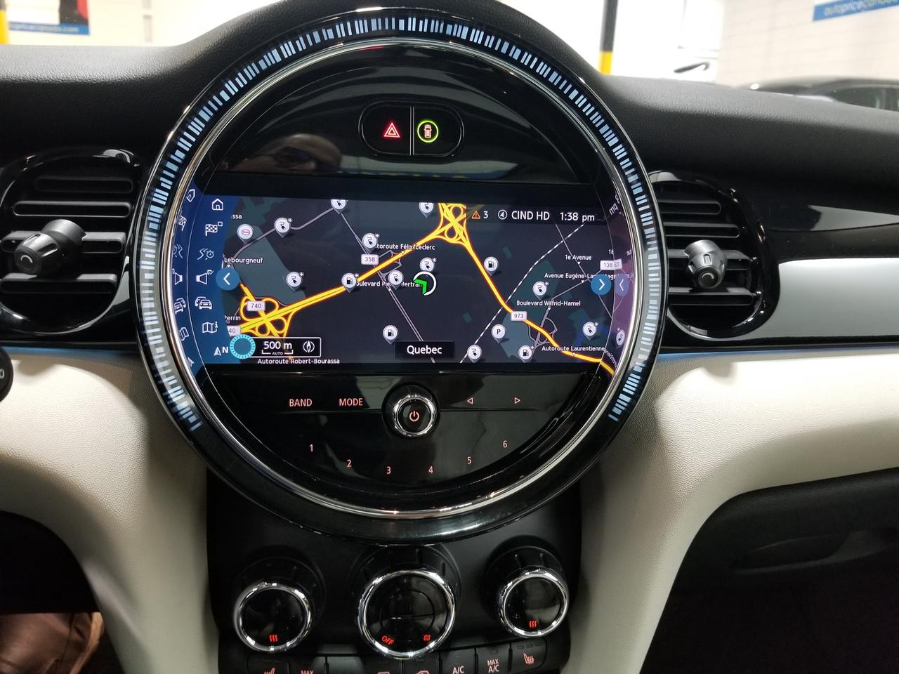 2023 MINI SE 3 Door Cooper Front-Wheel Drive Hatchback Photo