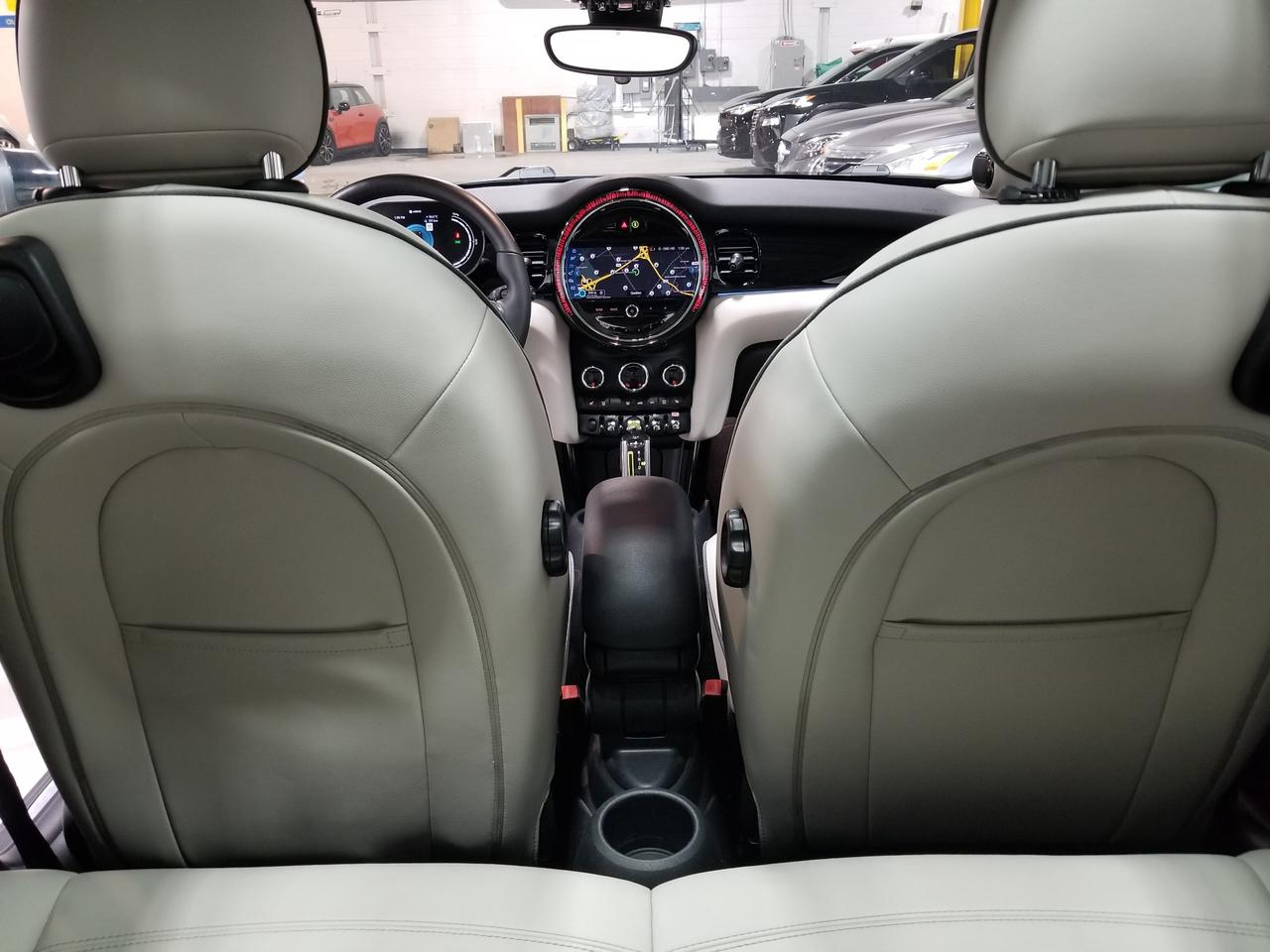 2023 MINI SE 3 Door Cooper Front-Wheel Drive Hatchback Photo