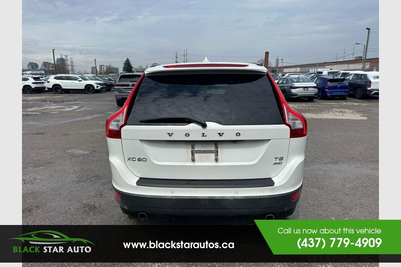 2011 Volvo XC60  Photo