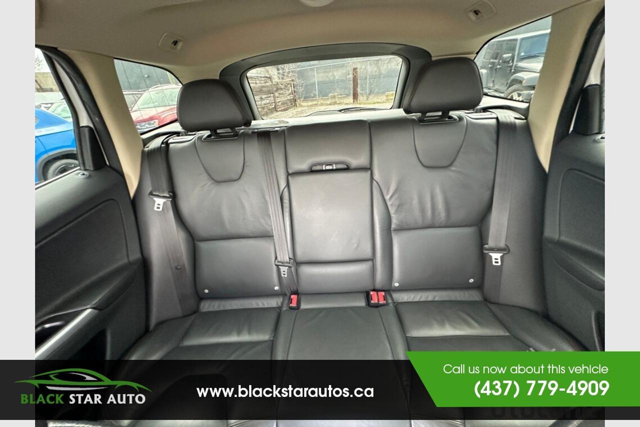 2011 Volvo XC60  Photo