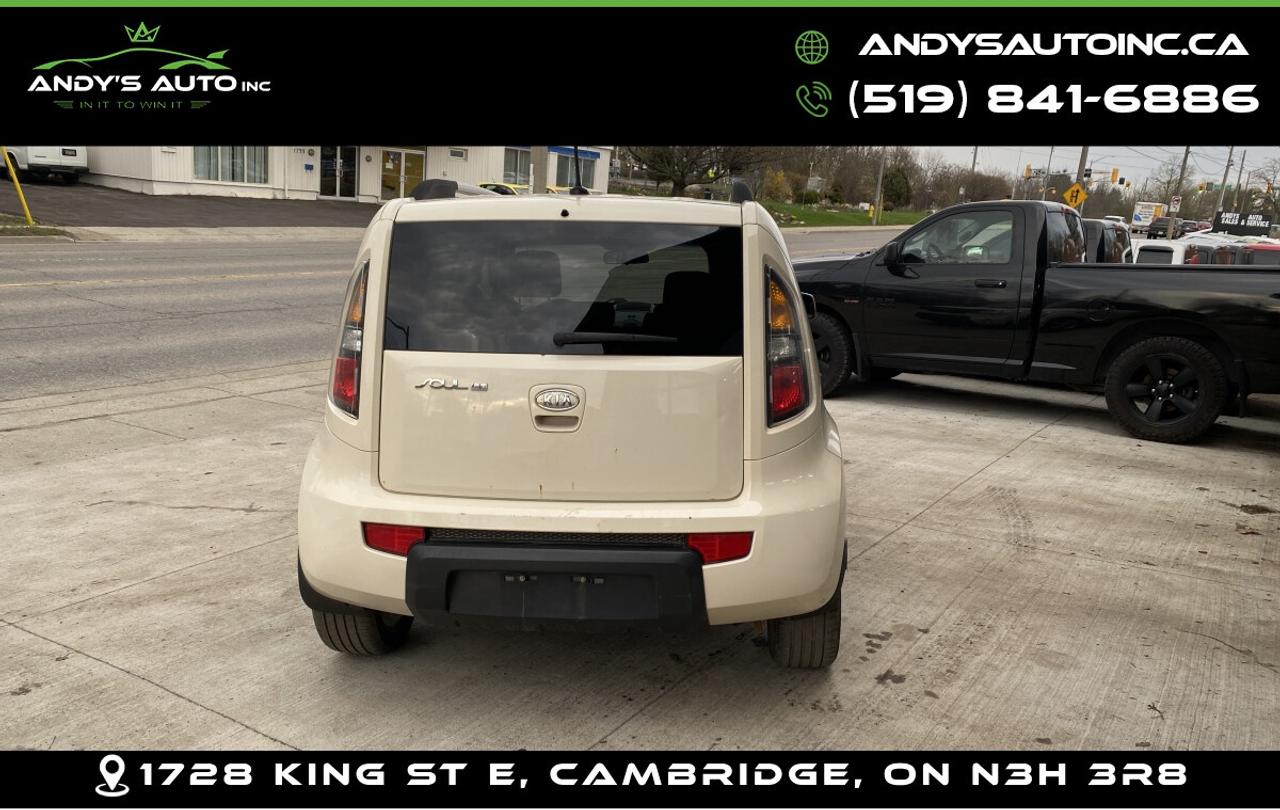 2010 Kia Soul PLUS Photo