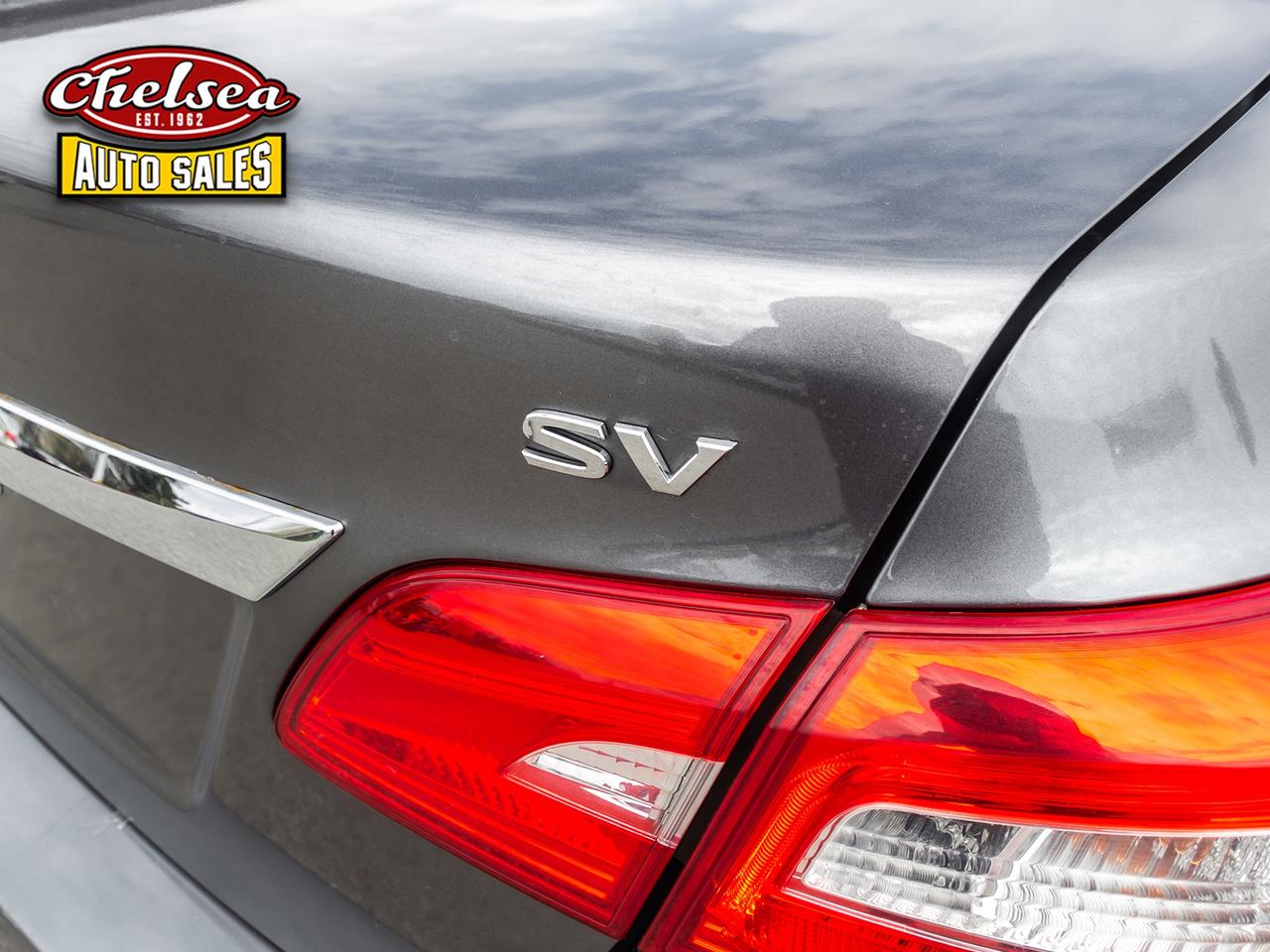 2018 Nissan Sentra SV CVT Photo