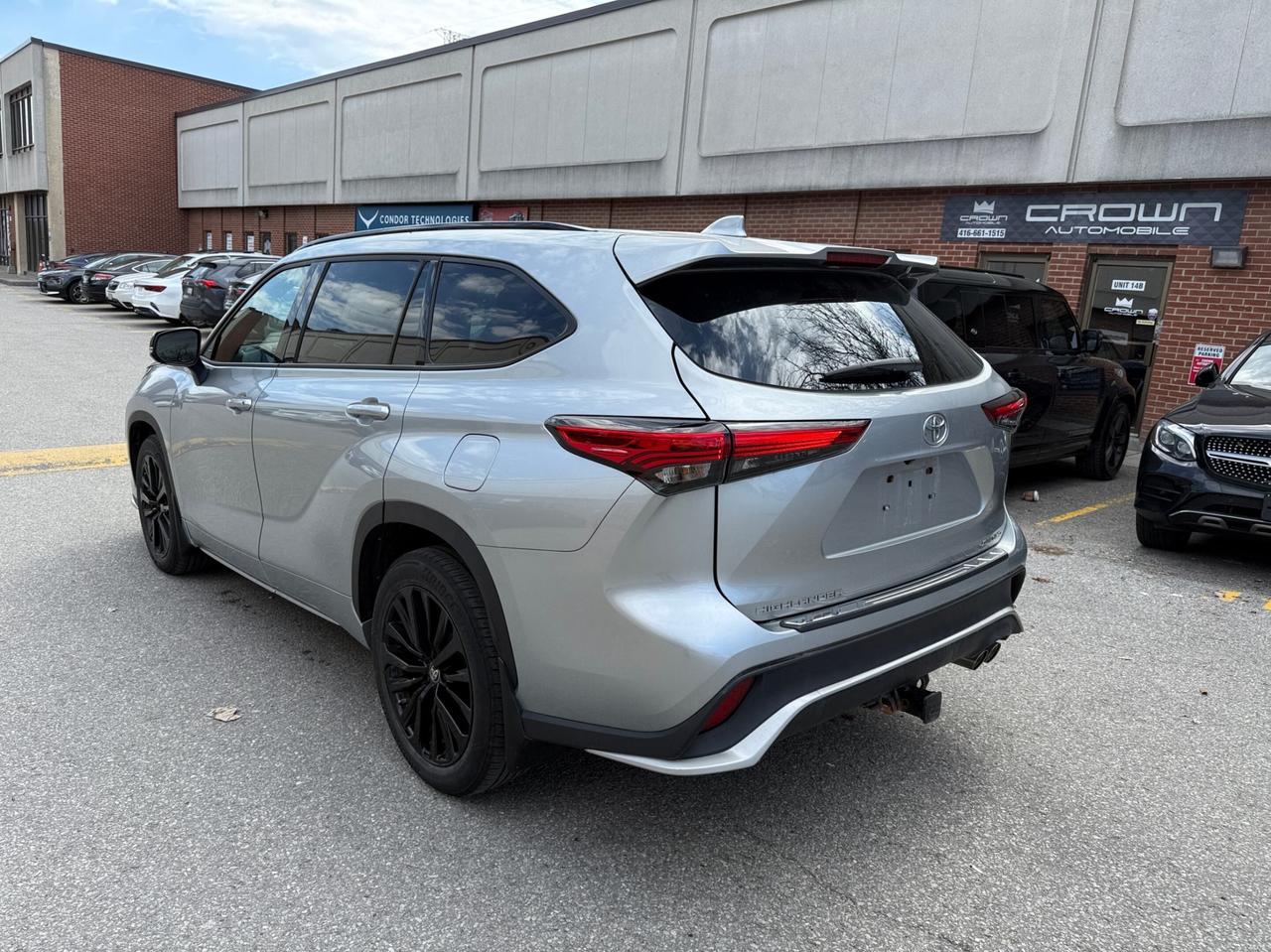 2023 Toyota Highlander XSE CVT, LEATHER, NAV, SUNROOF Photo3