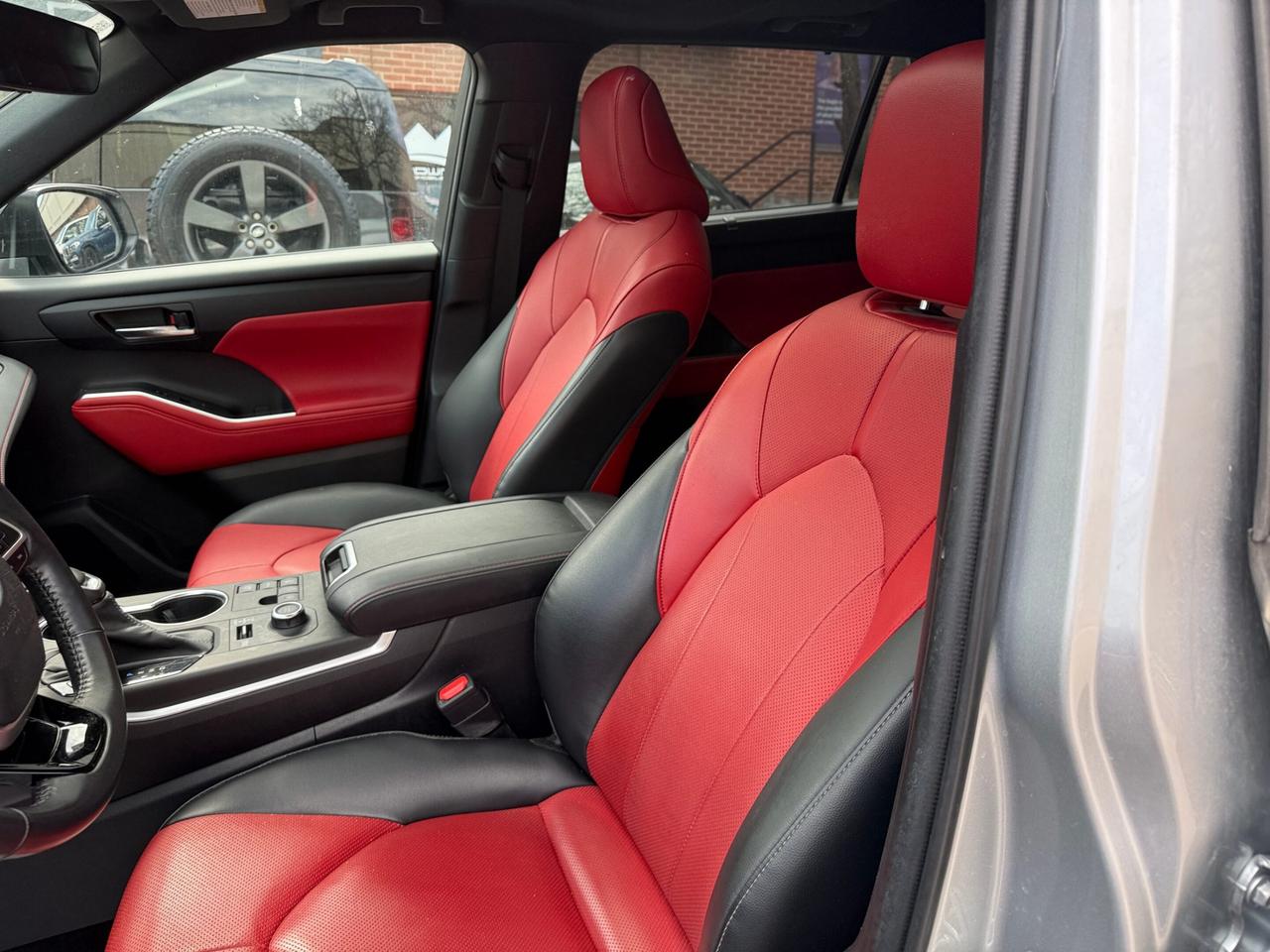 2023 Toyota Highlander XSE CVT, LEATHER, NAV, SUNROOF Photo