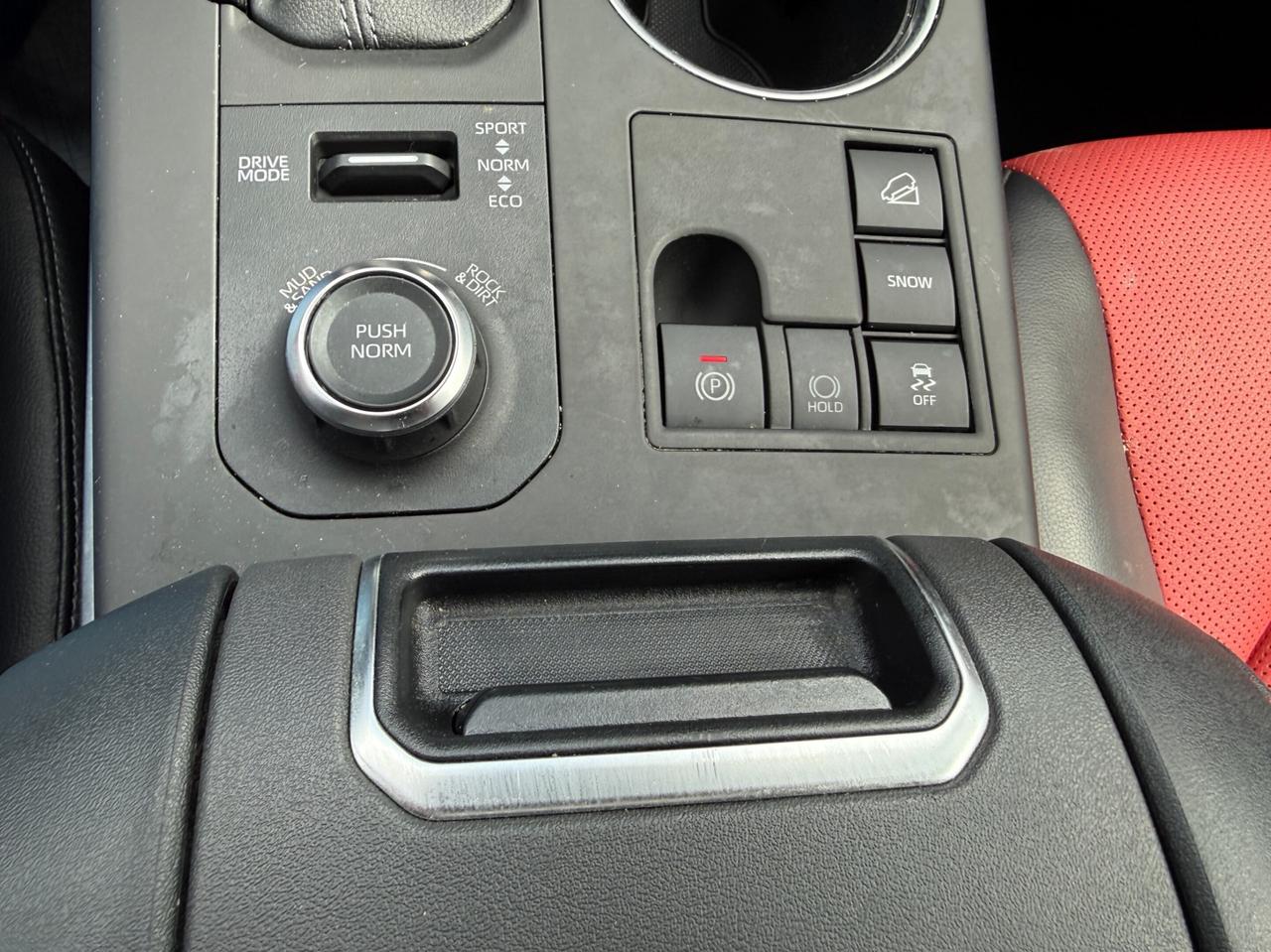 2023 Toyota Highlander XSE CVT, LEATHER, NAV, SUNROOF Photo