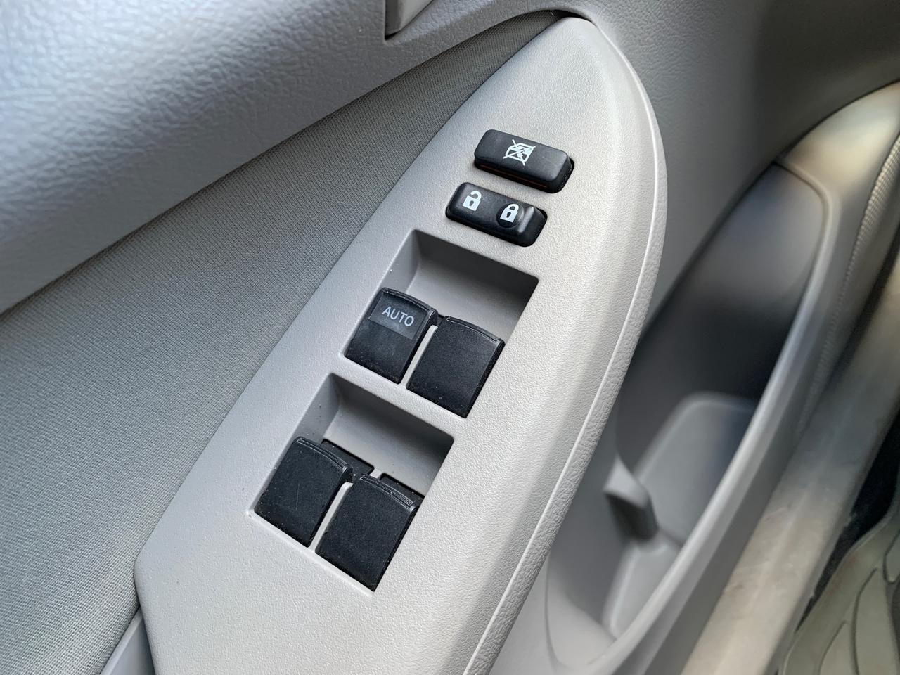 2011 Toyota Corolla 4DR SDN AUTO CE Photo