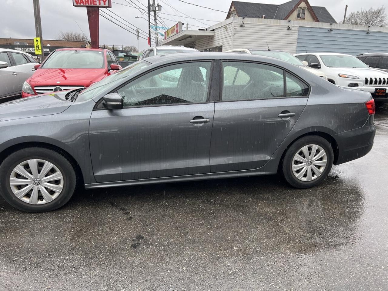 2014 Volkswagen Jetta 2 L Trendline 4dr Sedan Manual Photo