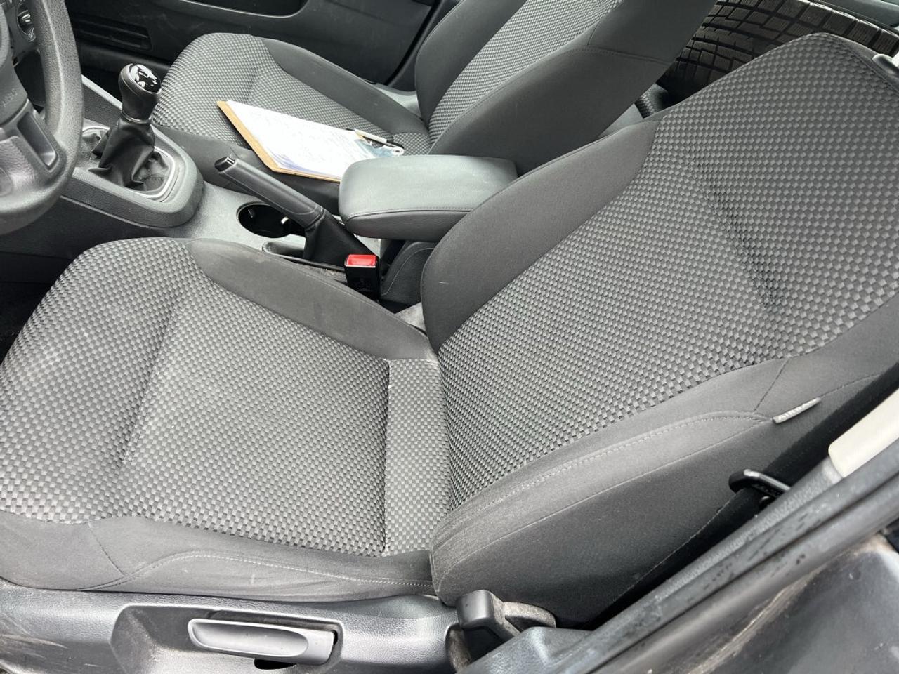 2014 Volkswagen Jetta 2 L Trendline 4dr Sedan Manual Photo