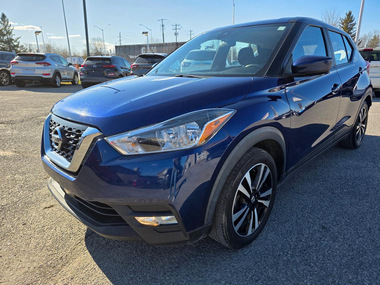 2020 Nissan Kicks SV (CVT) 4dr Front-Wheel Drive Photo2