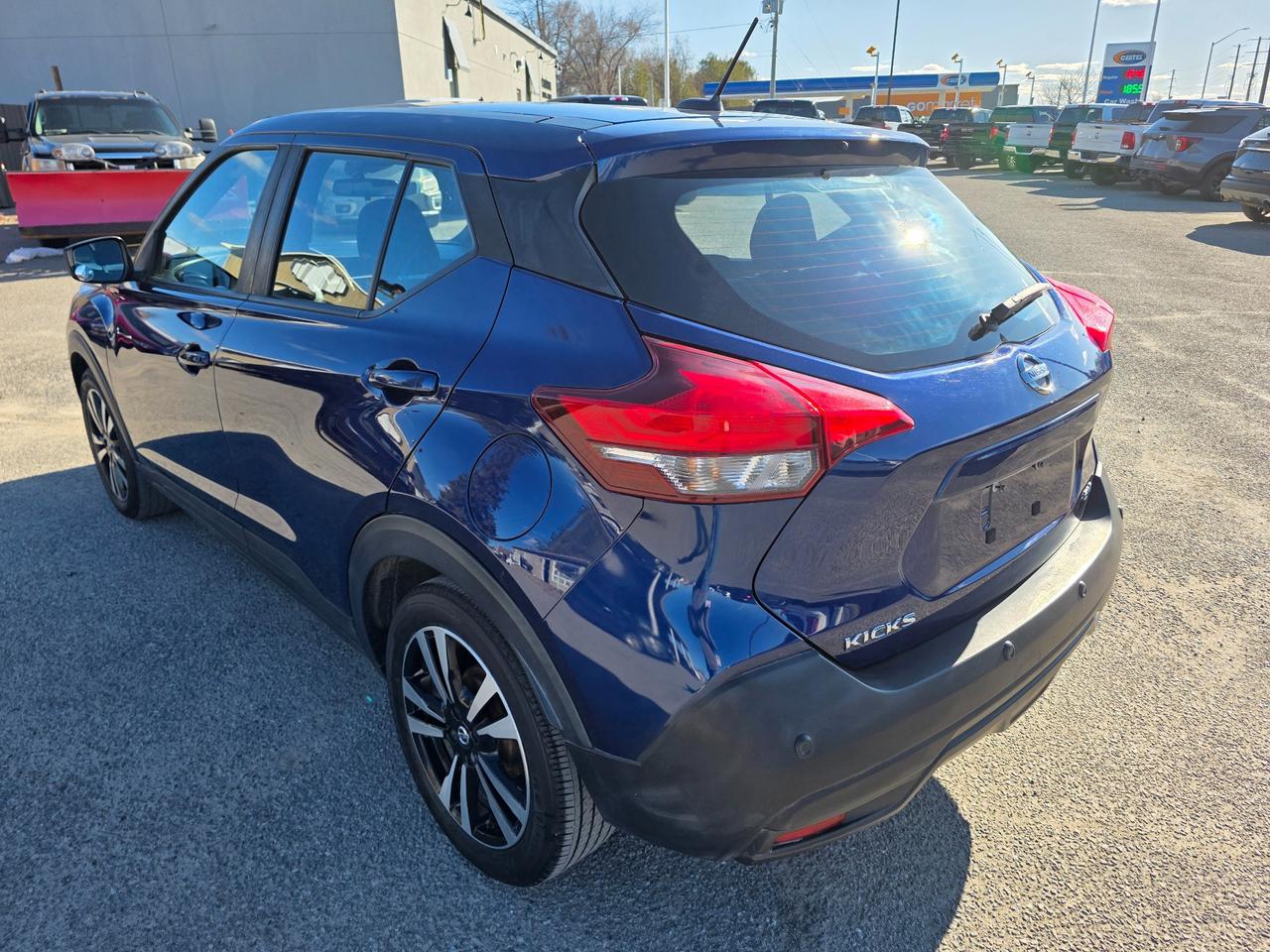 2020 Nissan Kicks SV (CVT) 4dr Front-Wheel Drive Photo