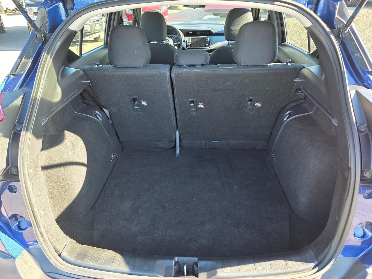 2020 Nissan Kicks SV (CVT) 4dr Front-Wheel Drive Photo