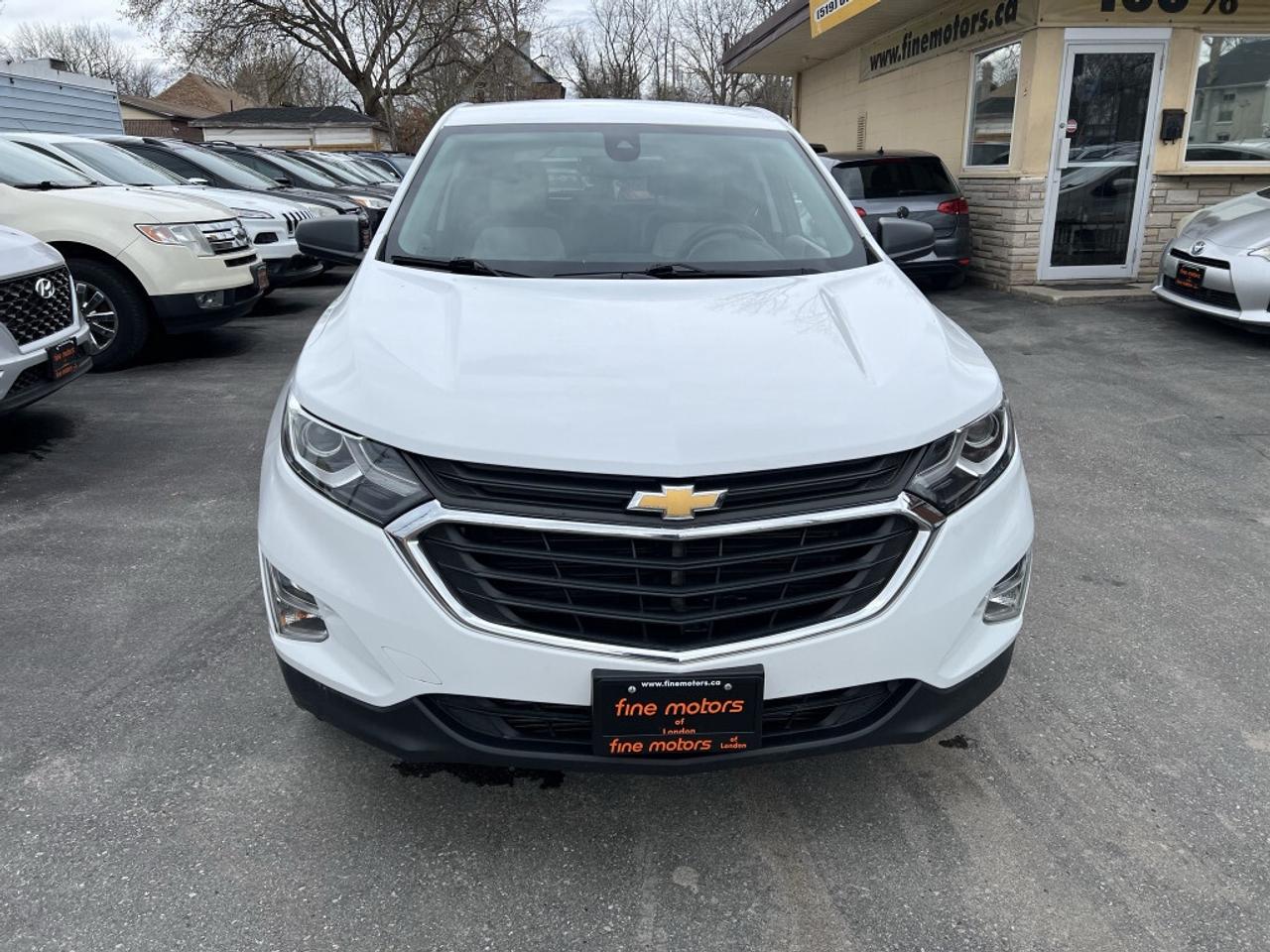 2020 Chevrolet Equinox LS Front-wheel Drive Automatic Photo