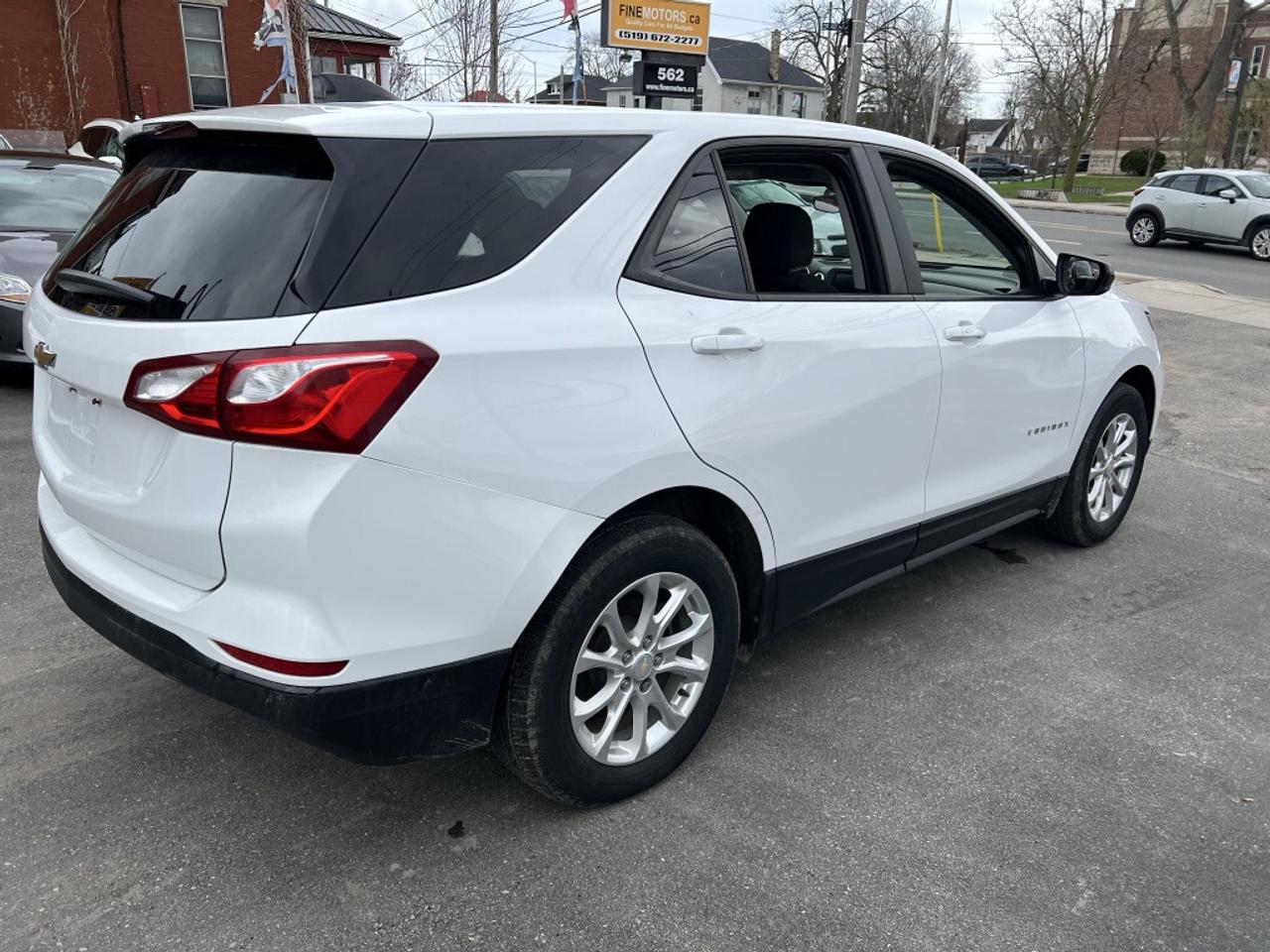 2020 Chevrolet Equinox LS Front-wheel Drive Automatic Photo