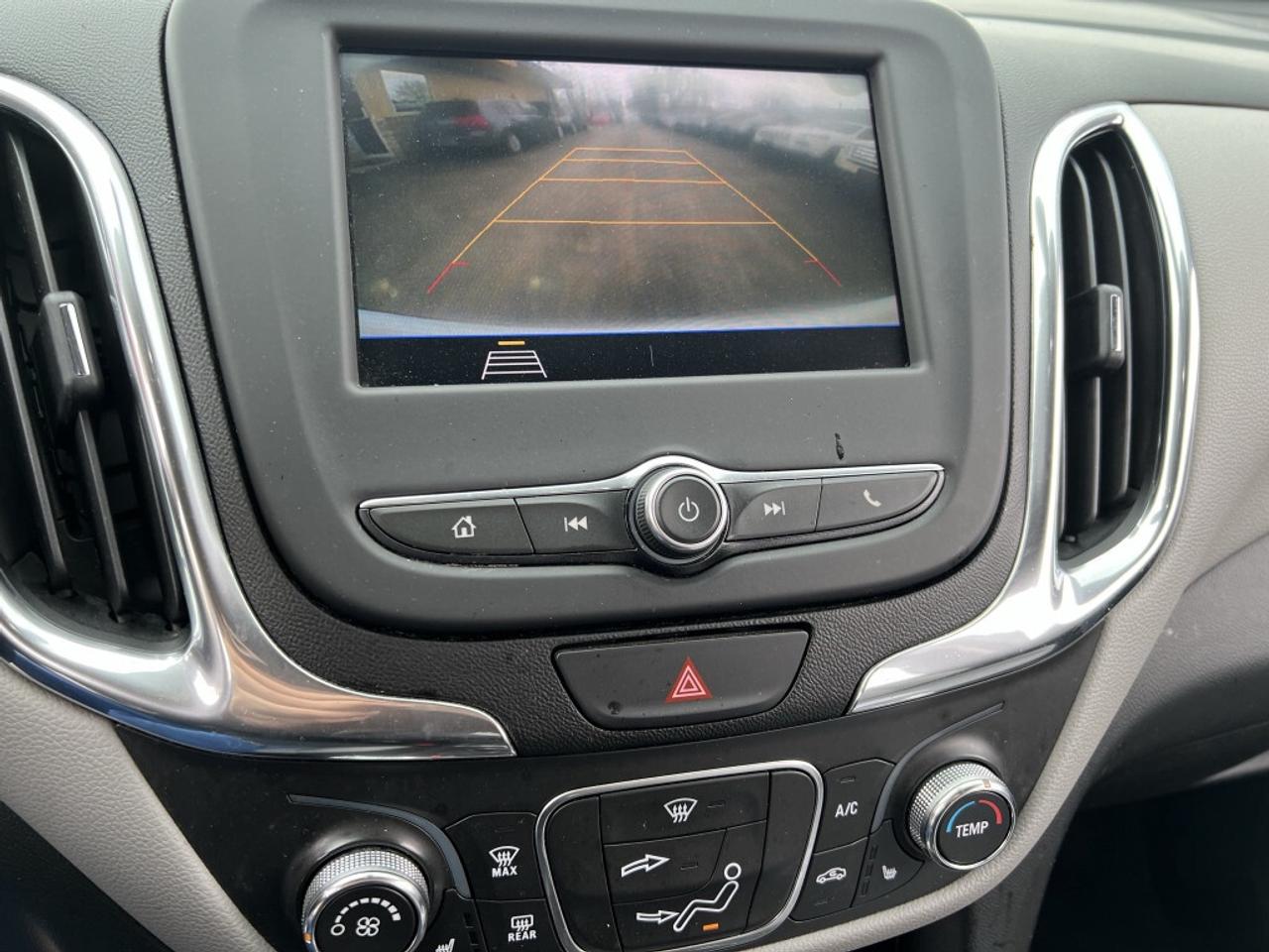 2020 Chevrolet Equinox LS Front-wheel Drive Automatic Photo