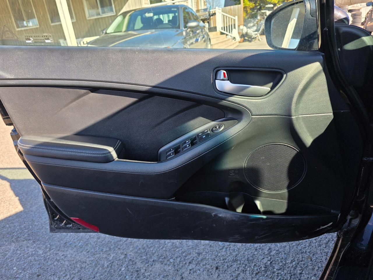 2016 Kia Forte 1.8L LX+ w/Sunroof (A6) 4dr Sedan Photo