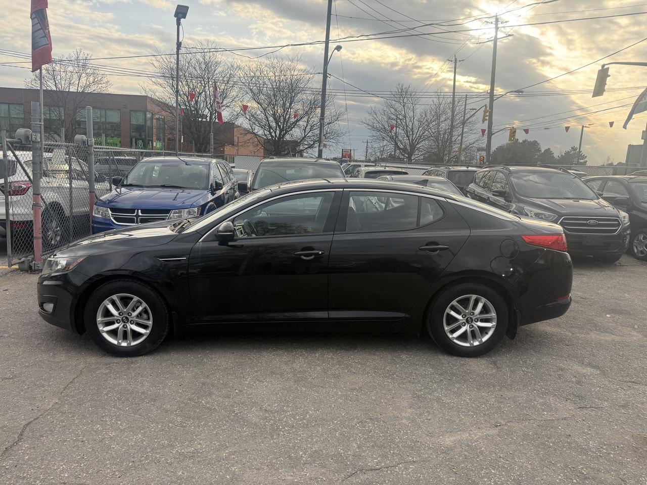 2013 Kia Optima *** 3 YEAR WARRANTY INCLUDED *** Photo2