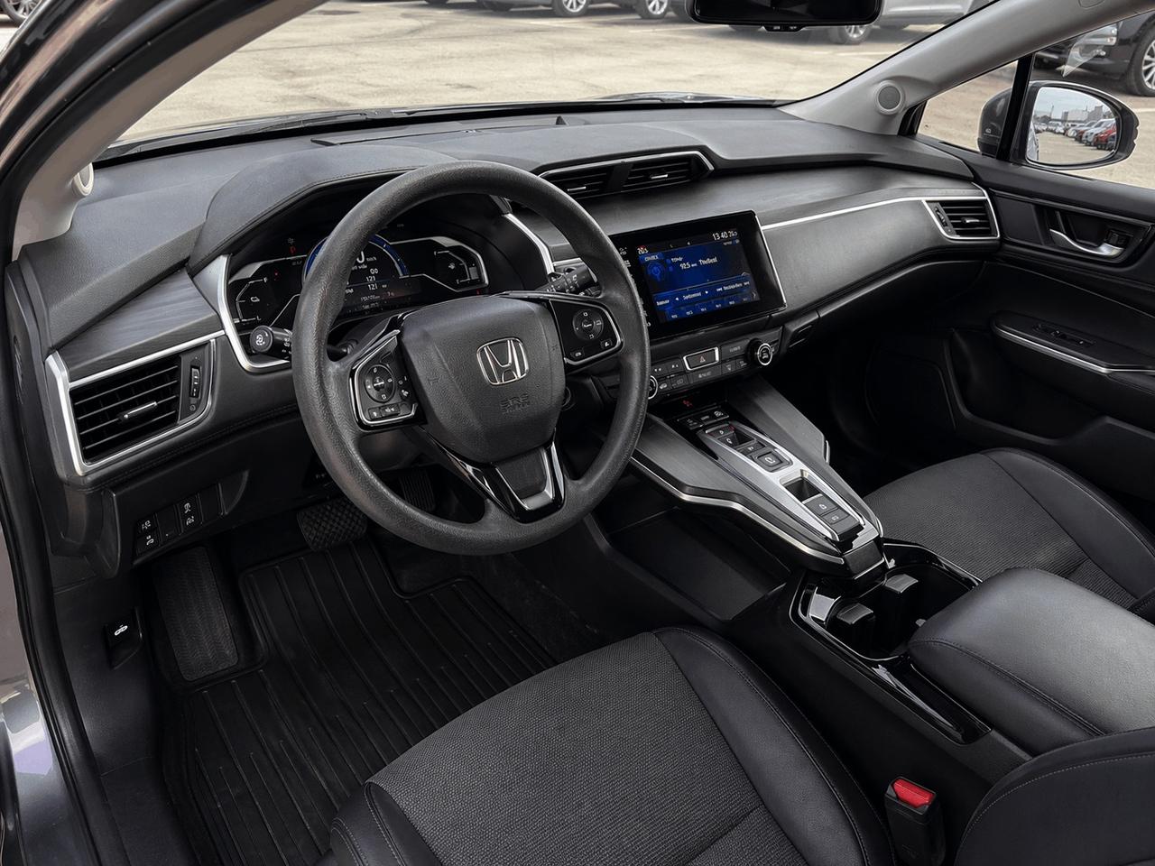 2020 Honda CLARITY PLUG-IN Sedan Photo