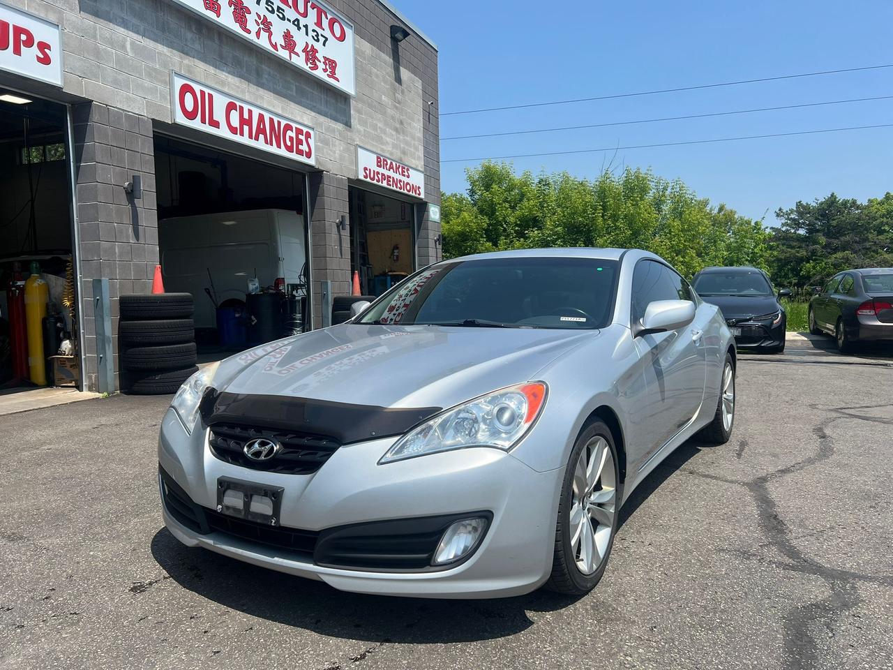 2010 Hyundai Genesis Coupe 2dr I4 Man Premium Photo