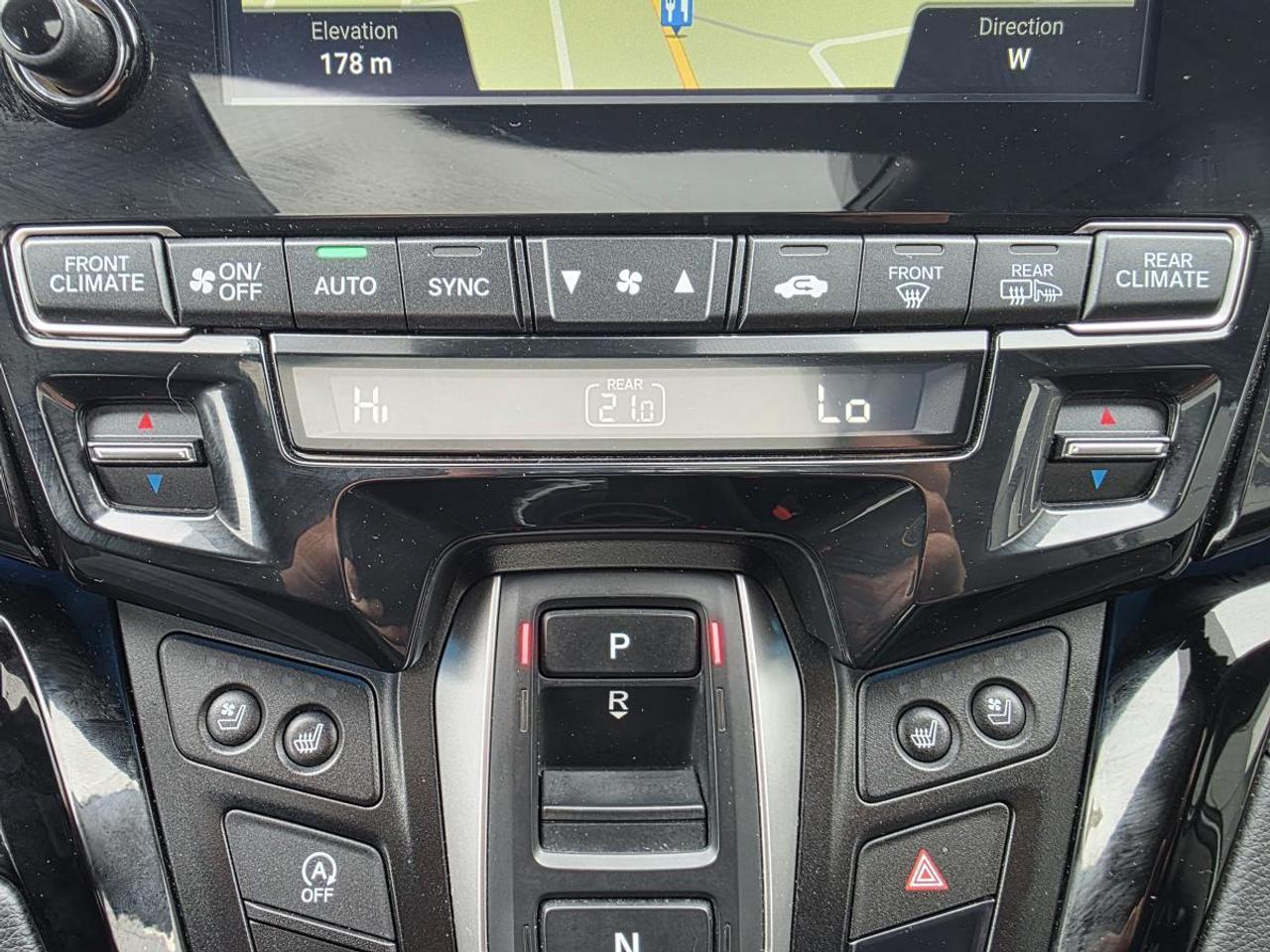 2022 Honda Odyssey Touring rear Photo
