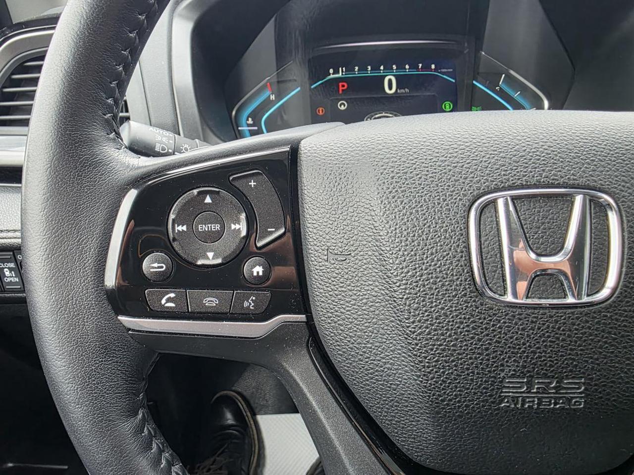 2022 Honda Odyssey Touring rear Photo