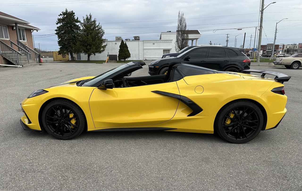2025 Chevrolet Corvette STINGRAY CONVT 3LT wZ51 PERFORMANCE CLEAN CARFAX Photo2