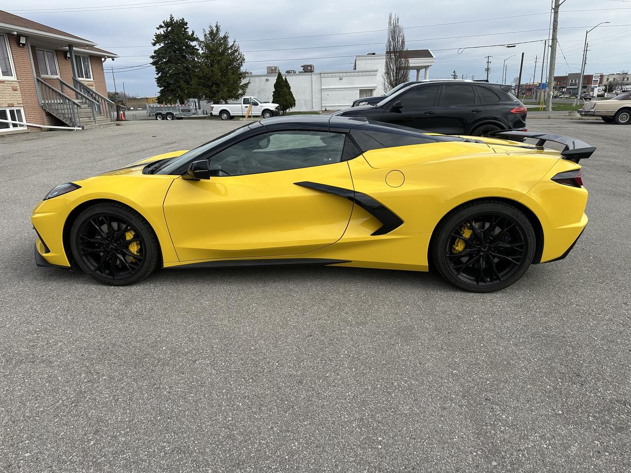 2025 Chevrolet Corvette STINGRAY CONVT 3LT wZ51 PERFORMANCE CLEAN CARFAX Photo