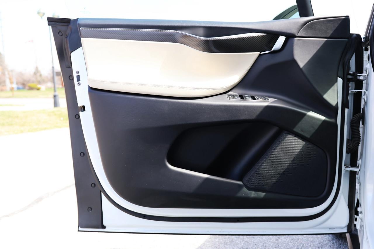 2017 Tesla Model X 100D-LONG RANGE-AWD/NAV/AUTO PILOT/DRIVER ASSIST/F Photo