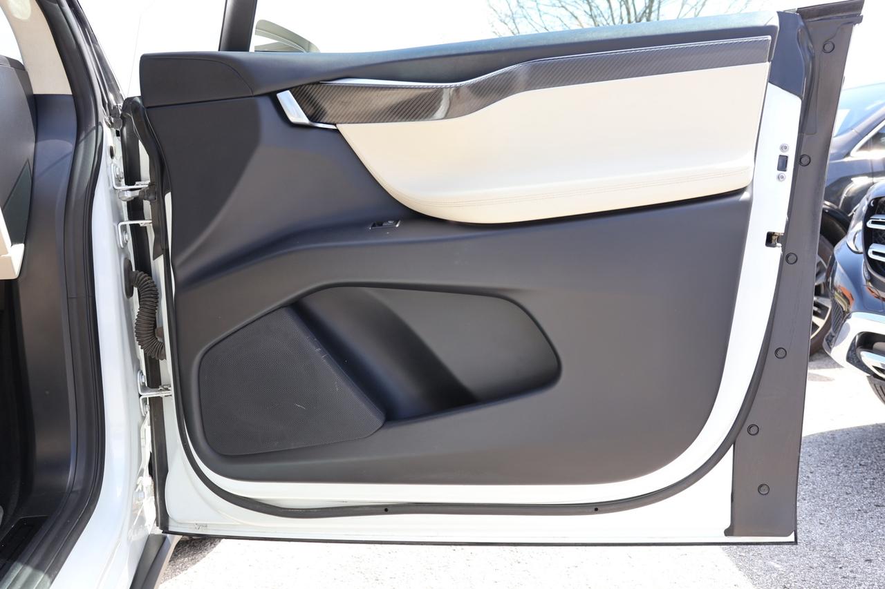 2017 Tesla Model X 100D-LONG RANGE-AWD/NAV/AUTO PILOT/DRIVER ASSIST/F Photo