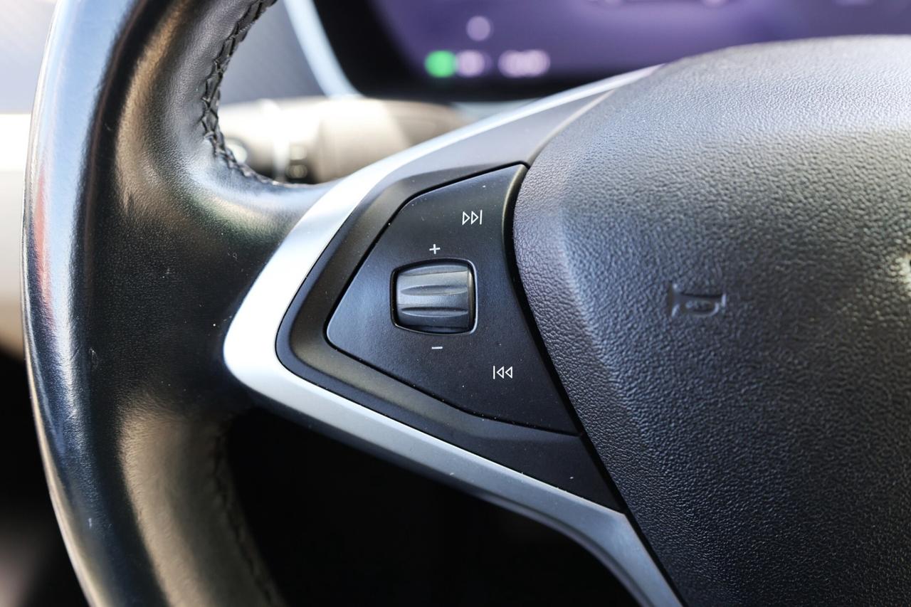 2017 Tesla Model X 100D-LONG RANGE-AWD/NAV/AUTO PILOT/DRIVER ASSIST/F Photo