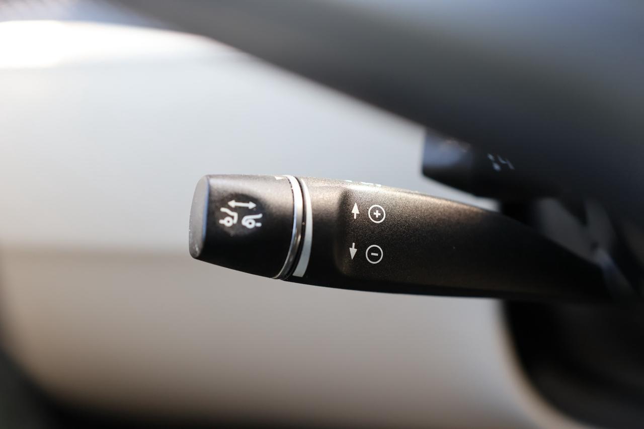 2017 Tesla Model X 100D-LONG RANGE-AWD/NAV/AUTO PILOT/DRIVER ASSIST/F Photo