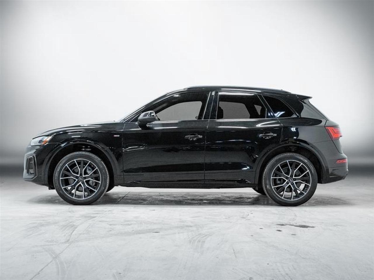 2023 Audi Q5 45 Technik 4dr All-Wheel Drive quattro Sport Utility Photo