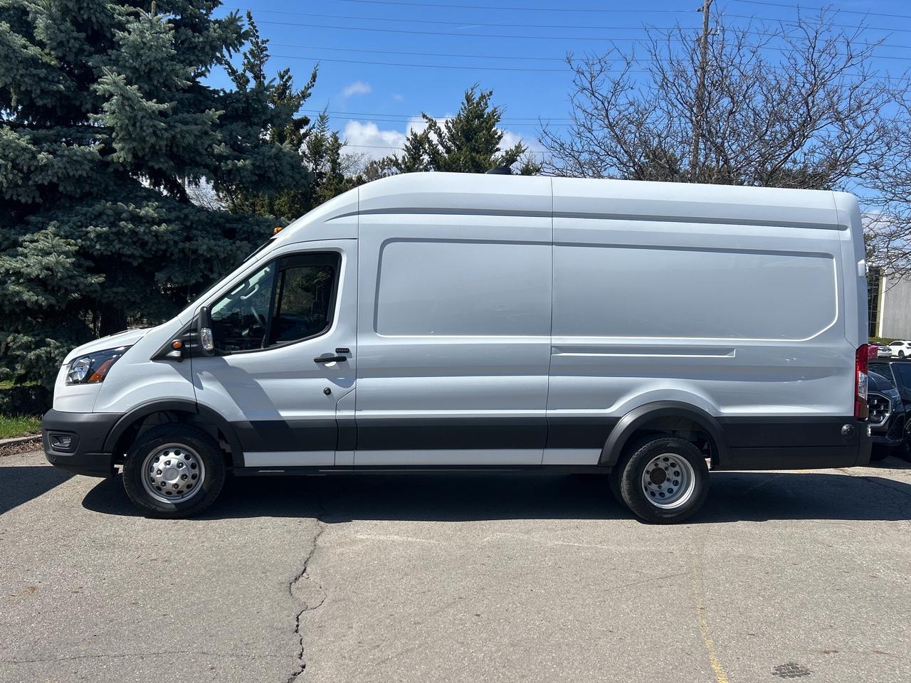 2026 Ford Transit Cargo Van 350HD DUAL REAR WHEEL,HIGH ROOF 148EXT, NAVI Photo