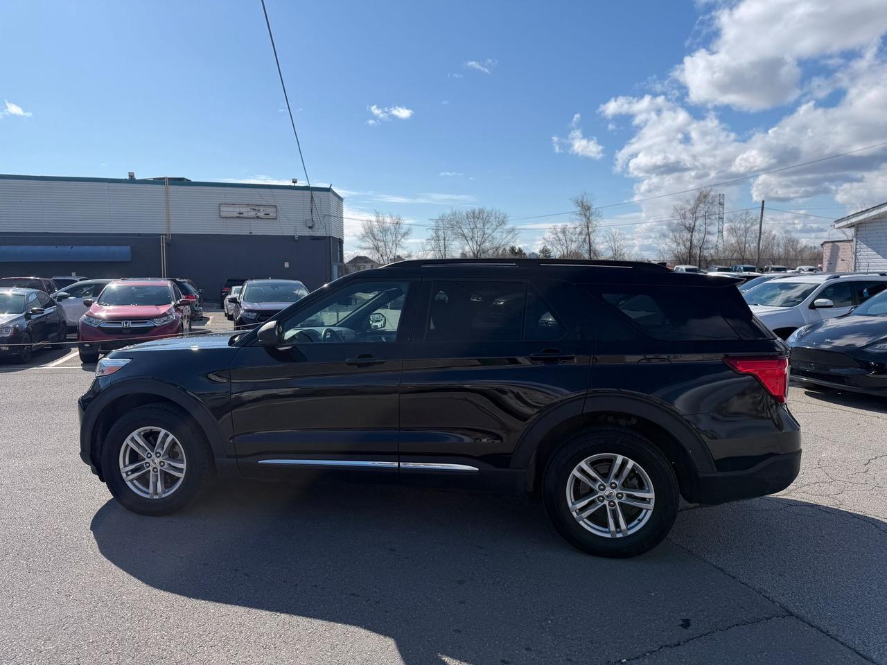 2020 Ford Explorer XLT Photo