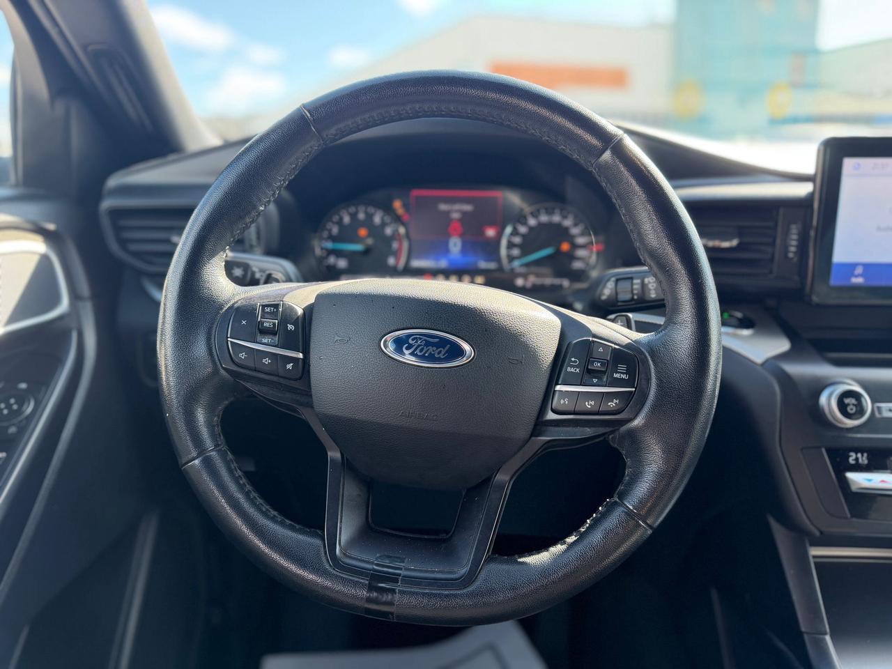 2020 Ford Explorer XLT Photo