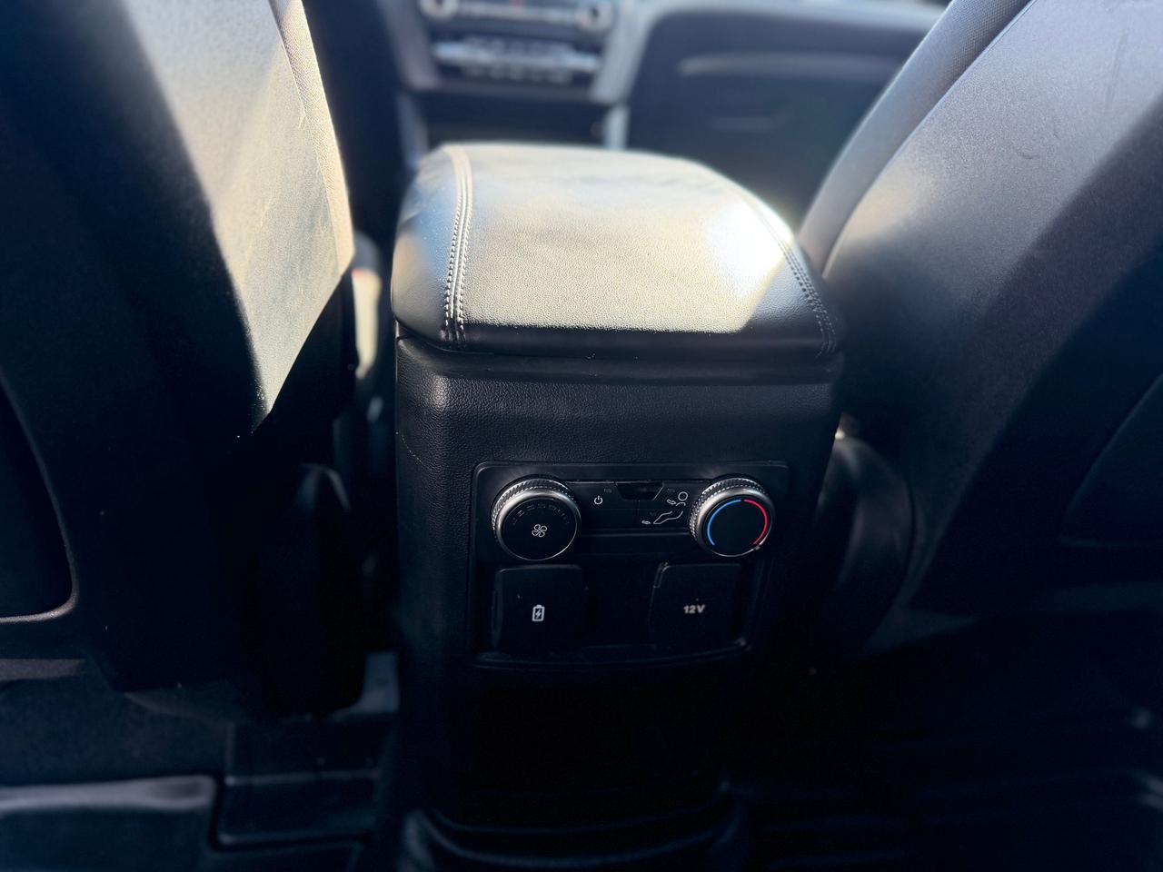 2020 Ford Explorer XLT Photo