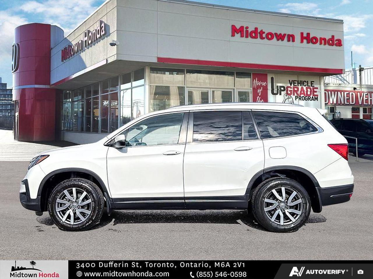 2022 Honda Pilot LOW KMS  I REAR ENT SYSTEM I 3RD ROW SEATS Photo